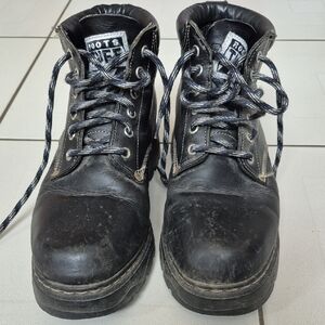 Roots Tuff Men's Black Leather Boots - Size 10